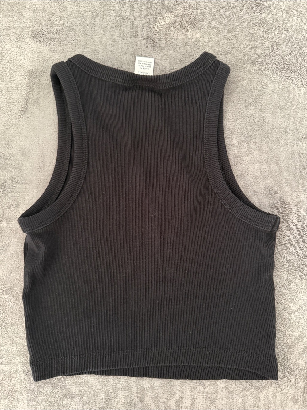 H&M Ribbed Black Cropped Tank Top - Picture 3 of 3